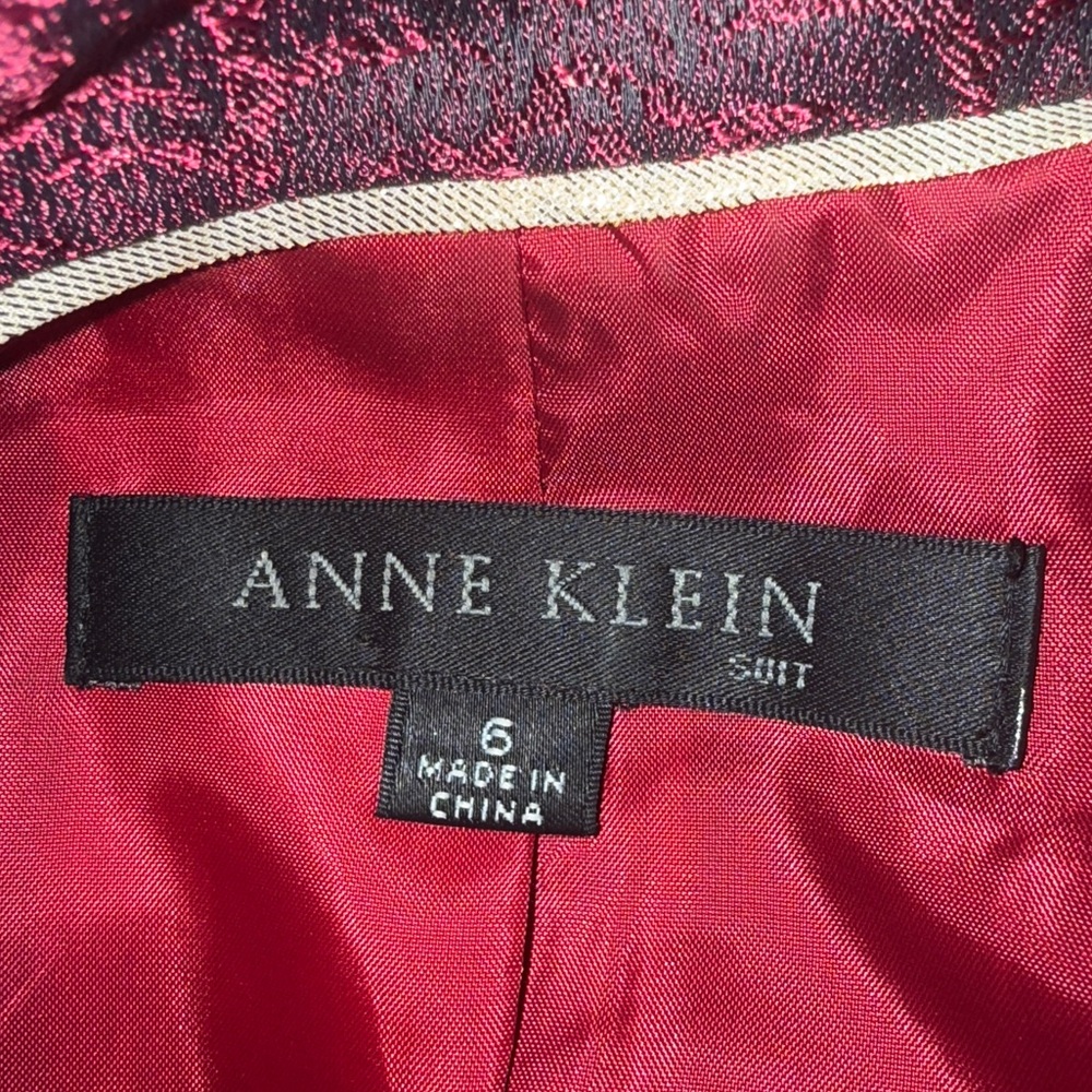 Anne Klein Burgundy & Black Jacquard Brocade Coat – Size 6 - Picture 11 of 15